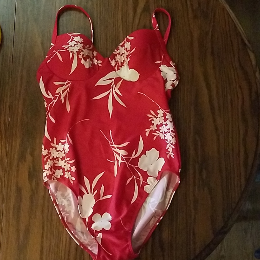 Newport News swimsuit